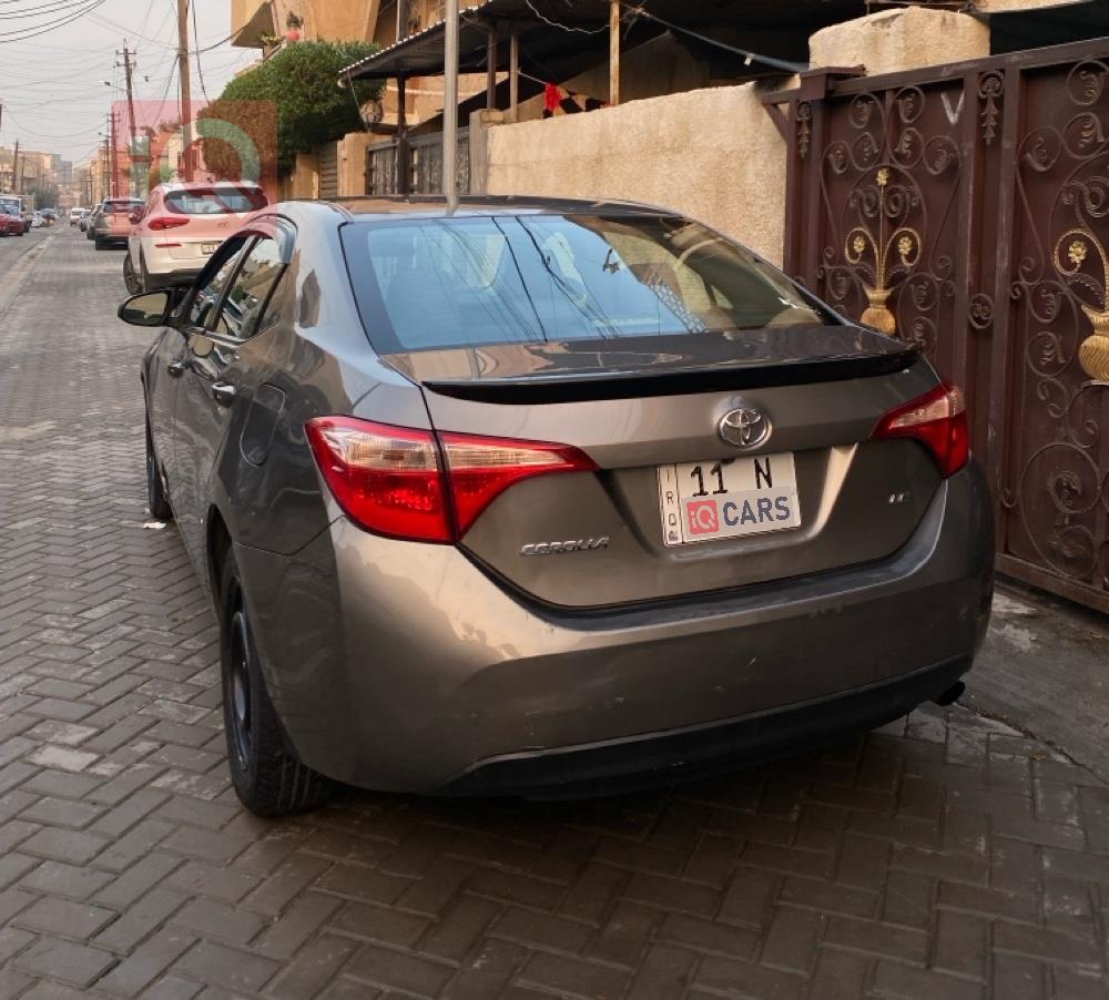 تۆیۆتا کۆرۆلا